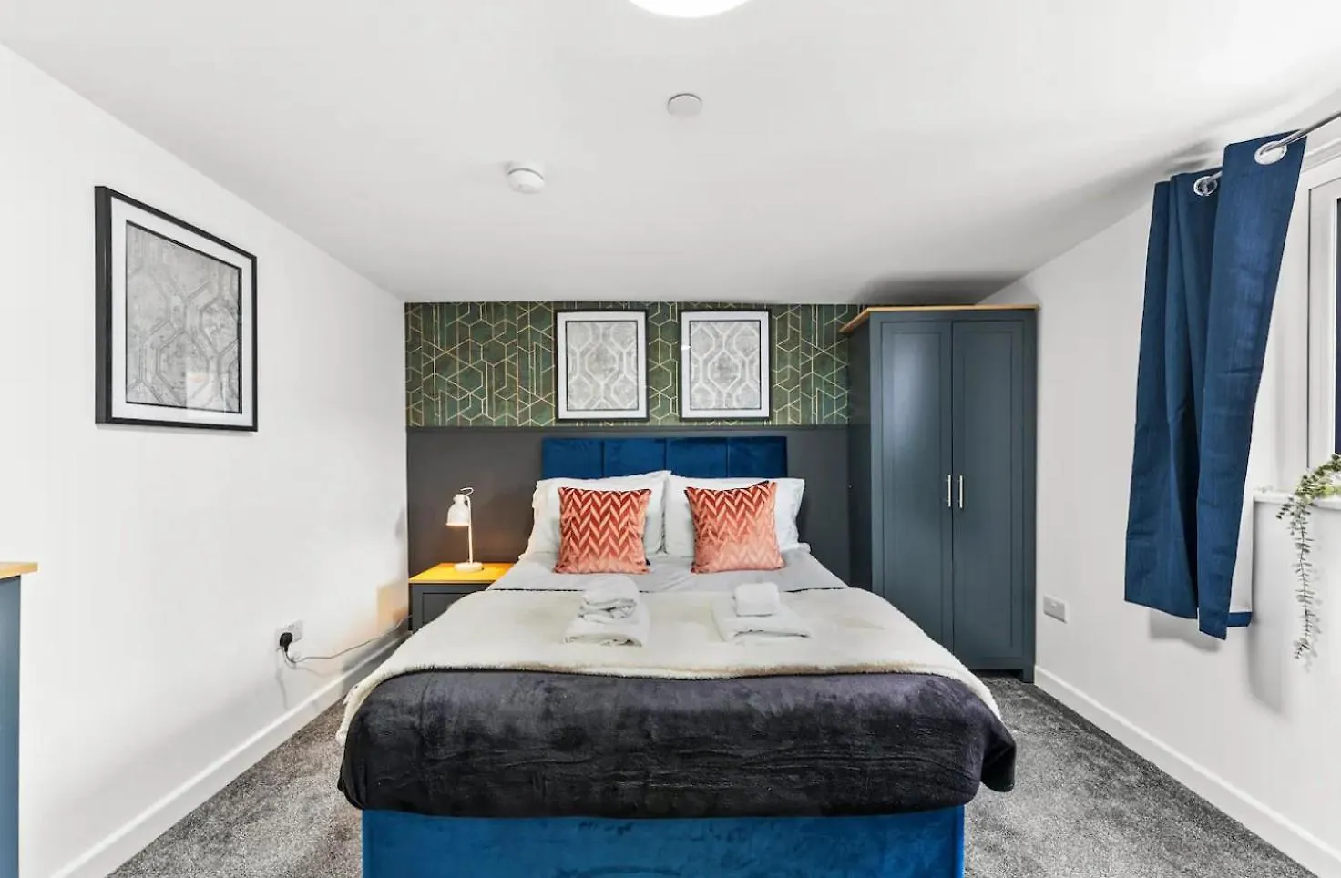 A Stylish Luxury 2 Bedroom Duplex Apartment Cardiff